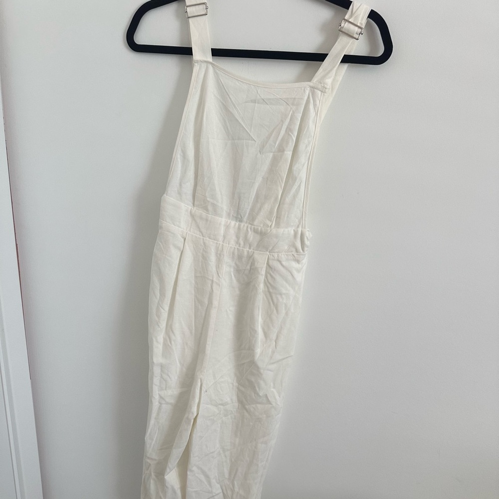 Elegant White Jumpsuit